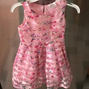 Little girls dress